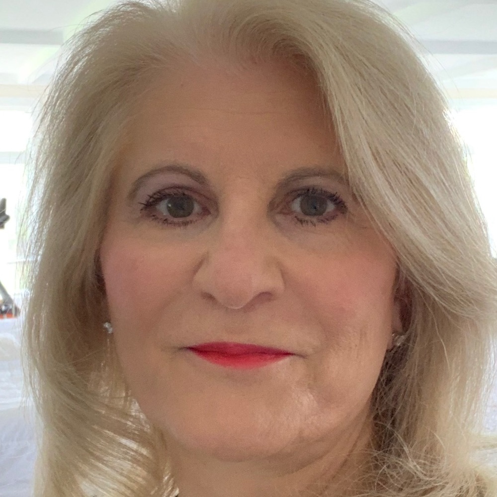 Meet your Posher, Sonia